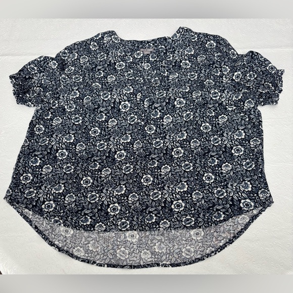 Falls Creek Tops - Falls Creek Floral Dark Navy/White Popover Split Neck Linen Blend Hi-low Hem XL